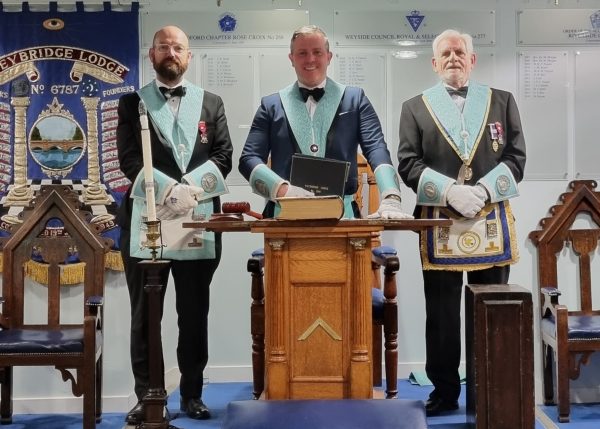 worshipful master with junior warden and senior warden Weybridge Lodge - Fremasons LOdge in Guildford, Surrety. Worshipful Master Murray Grubb Jnr with Senior Warden W Bro. Ben Connolly (left) and Junior Warden W Bro. David Poole PPSGD (right)